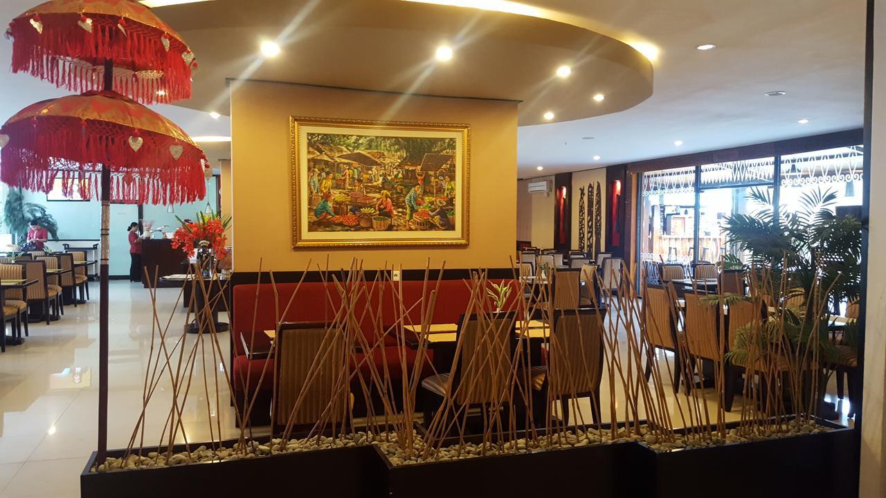 Grand Tembaga Hotel Timika Bagian luar foto